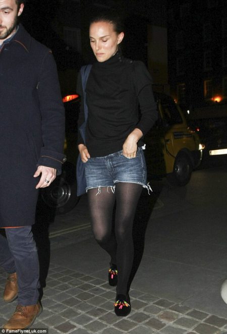 Natalie Portman Pantyhose