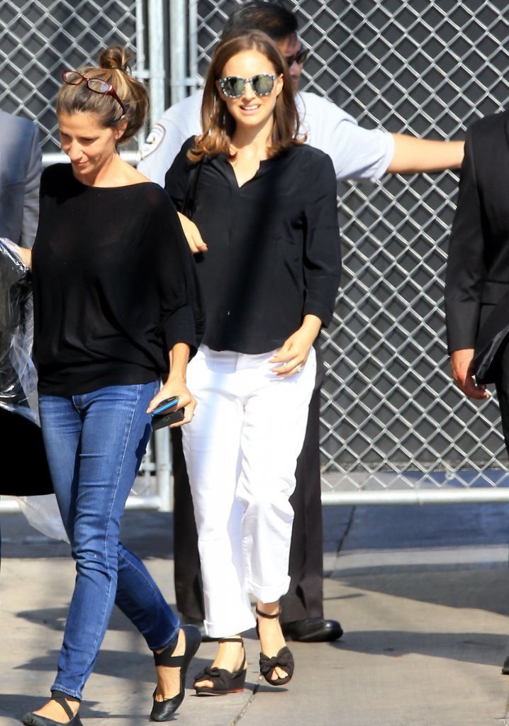 Celebrities+Making+Appearance+Jimmy+Kimmel+q-fjPvONgvJx