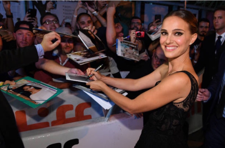 Natalie Portman Attends the ‘Lucy in the Sky’ Premiere
