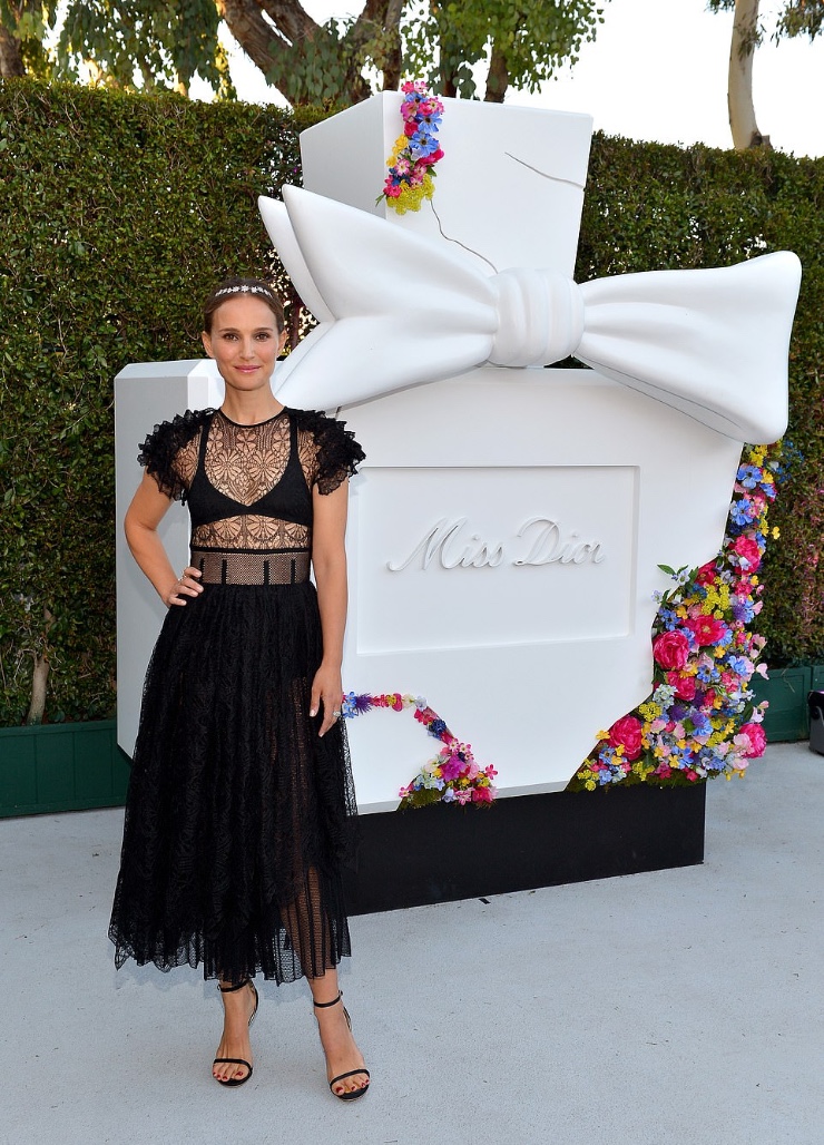 Read more about the article Natalie attends Miss Dior pop-up in Los Angeles