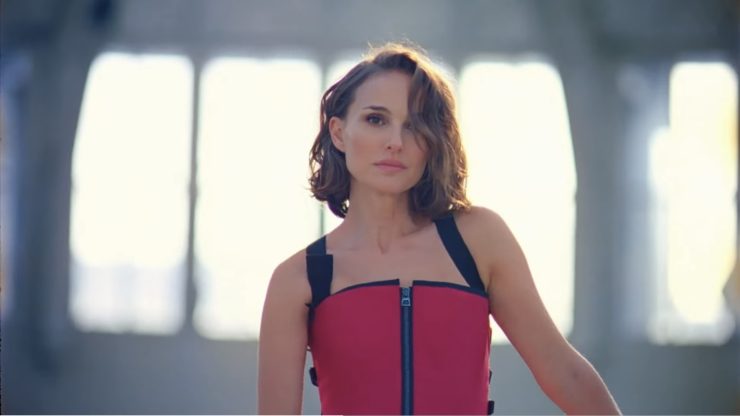You are currently viewing Miss Dior Video 2025